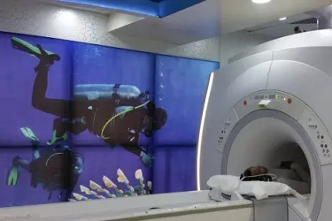best ultrasound centre in old gurgaon, best radiologist in gurgaon, best centre for pregnancy ultrasound in gurgaon, level 2 ultrasound cost in gurgaon, dr rajveer singh radiologist in gurgaon, dr sumita singh suraj diagnostics gurgaon
